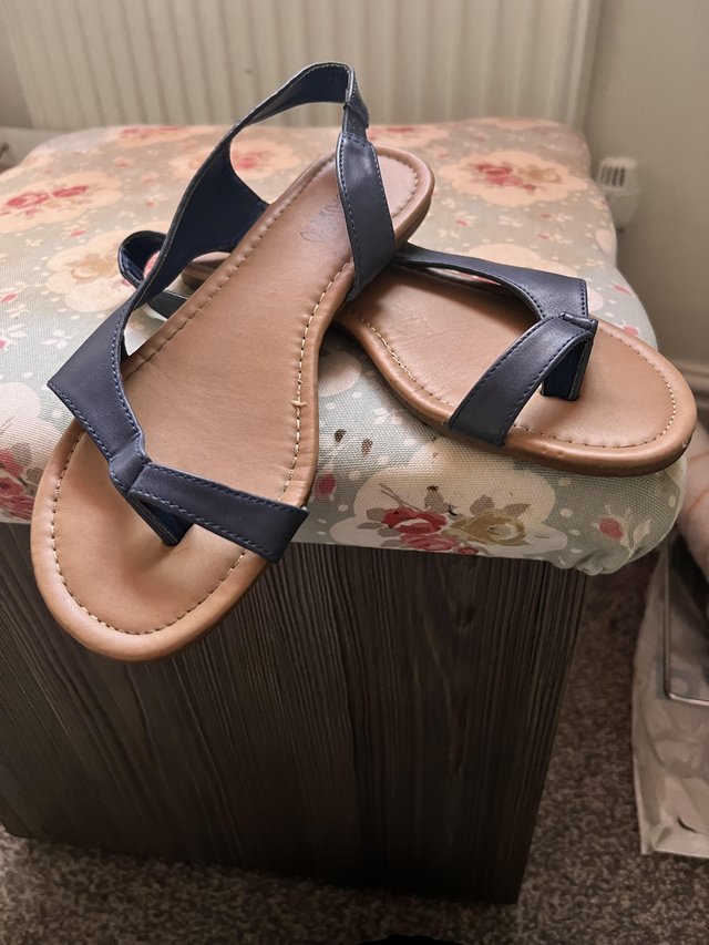 Preview of the first image of women / girl summer sandals 4.