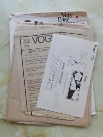 Image 2 of Vouge Dress Pattern 1823 - Size 10 - Used once