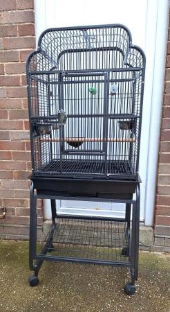Image 2 of Very heavy-duty bird cage on wheels / top opening