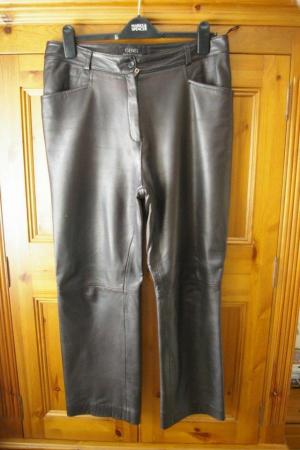 Image 2 of Ladies leather trousers in very good condition