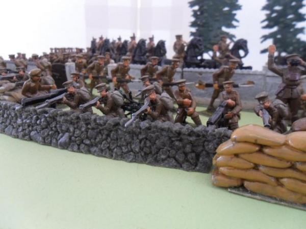 Image 3 of 156 figures First World War British soldiers 40mm Metal.