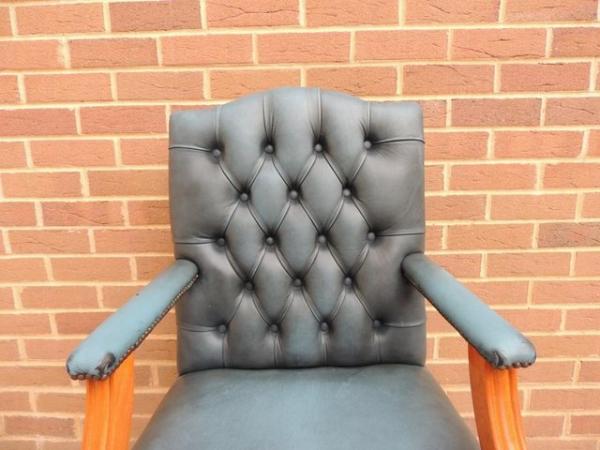 Image 4 of Large Chesterfield Chair (UK Delivery)