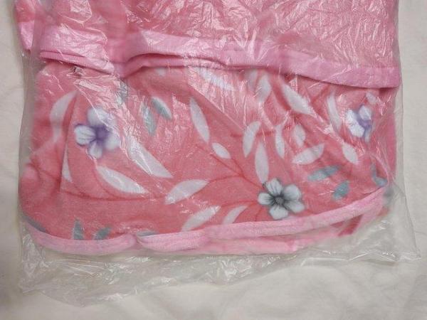 Image 12 of New Pink Floral Pattern Flannel Blanket Christmas 200x150cm
