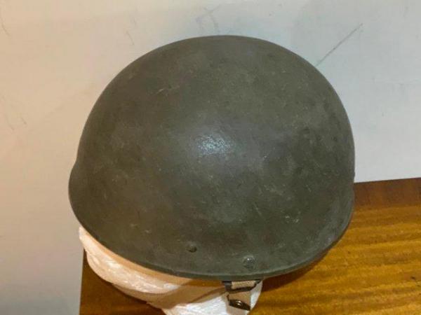 Image 4 of British paratroopers helmet 1943 antimagnetic