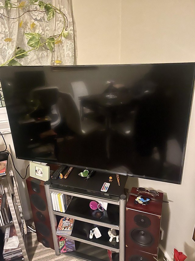 Preview of the first image of LG 50UR91006LA 50" 4K Ultra HD HDR Smart TV.