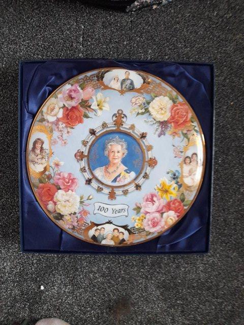 Preview of the first image of PLATTER of the Queen Mother,s 100th Birthday.