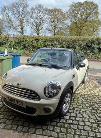 Image 3 of Mini one convertible 2011