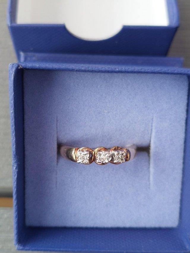 Preview of the first image of Beautiful gold and diamond ring.