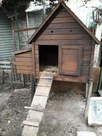 Image 2 of chicken coops/huts used for sale