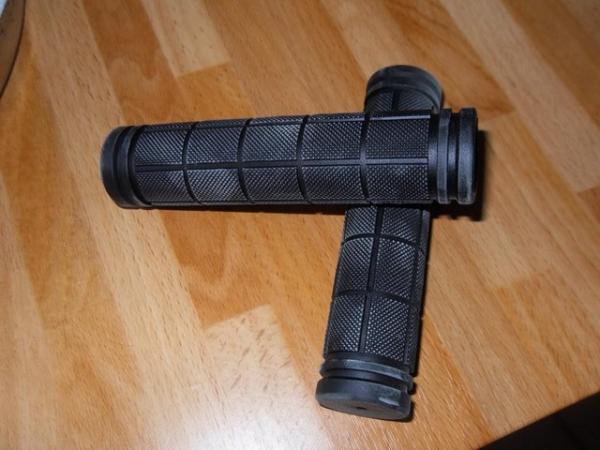 Image 3 of Brand new Bicycle Stabilizers/ hand grips