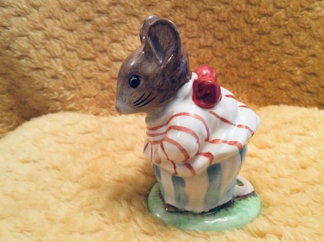 Preview of the first image of Beatrix Potter’s Mrs TIttlemouse Figure.