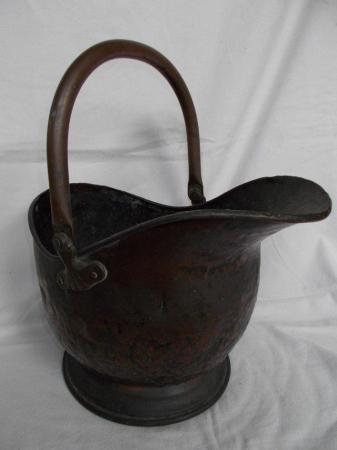Image 5 of Old copper Sailsbury coal bucket scuttle, nice original pati