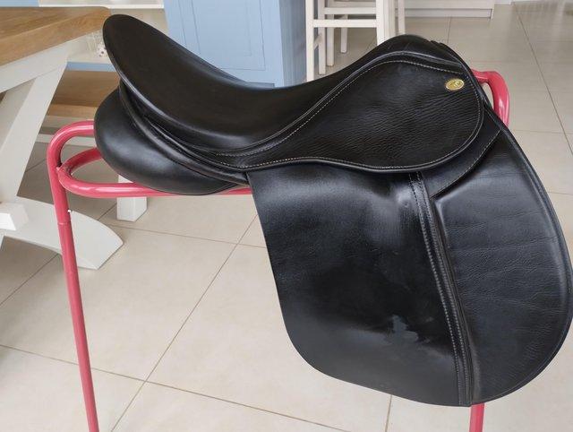 Preview of the first image of IV Horse black English leather Show Saddle.