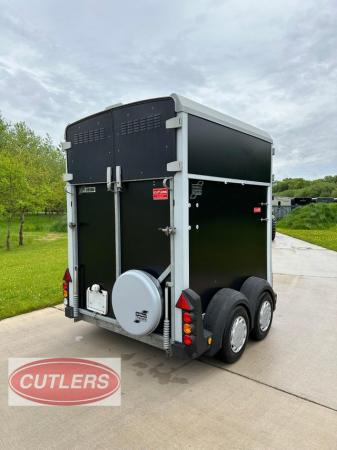 Image 6 of Ifor Williams HB506 Horse Trailer MK2 Black 2014 PX Welcome