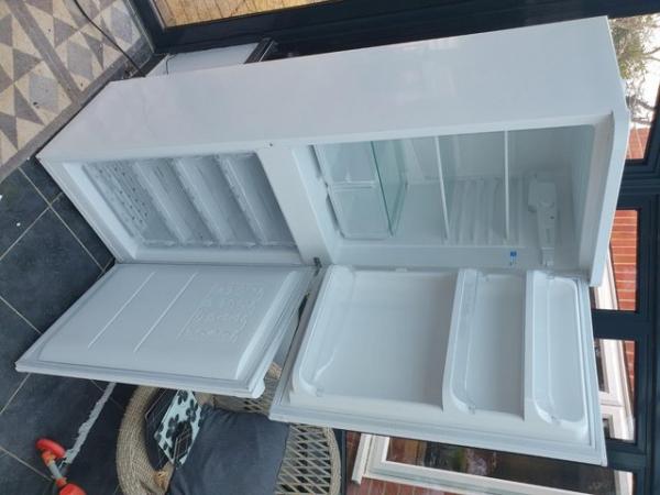 Image 2 of Indesit 235 Litre 50/50 Freestanding Fridge Freezer - White