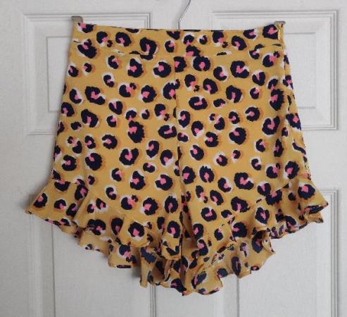 Image 1 of Beautiful Ladies Summer Shorts By Vera & Lucy - Size S