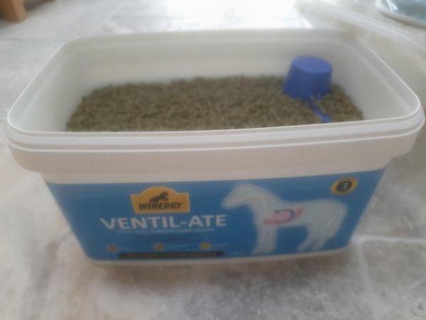 Image 1 of 8.4kg tub Winergy Ventilate horse supplement