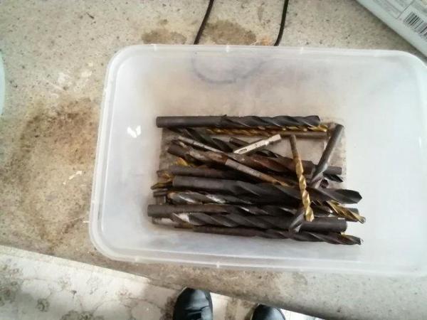 Image 2 of Drill bits different sizes condition as photos proseeds deri