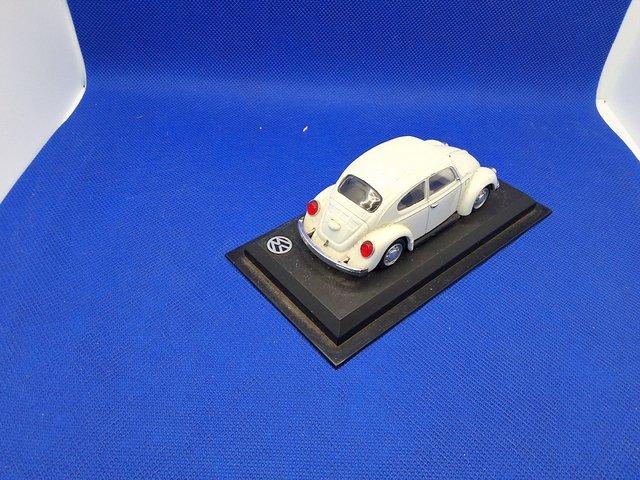 Preview of the first image of Diecast model car Altaya  VW Beetle.