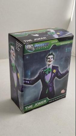 Image 1 of Limited Edition JOKER STATUE - 1127 out of 5000