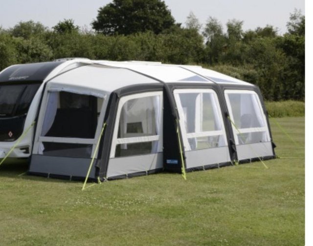 Preview of the first image of Kampa Air Awning 390 Pro used.