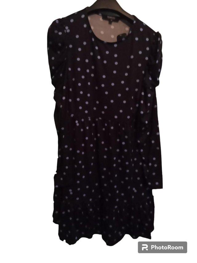 Preview of the first image of Blue Spot Jersey Smock Dress 10.