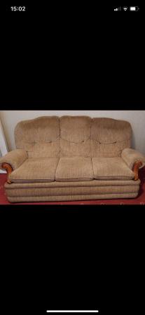Image 2 of 3 seater sofa and 1 chair forsale