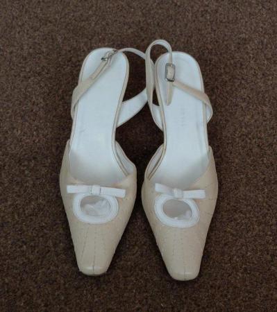 Image 2 of Ladies Beige/Cream Sling Back Shoes With Bow Detail - Size 4