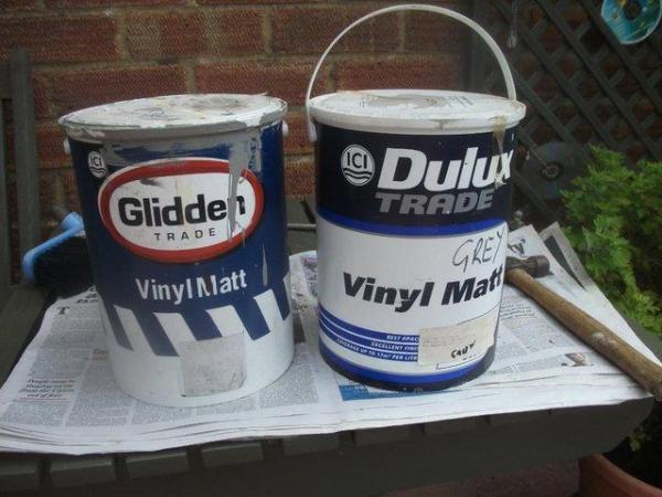 Image 1 of EMULSION PAINT(DULUX AND GLIDDEN) GREY