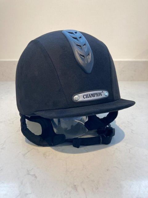 Preview of the first image of CHAMPION Junior x-air Plus Riding Hat 56cm.