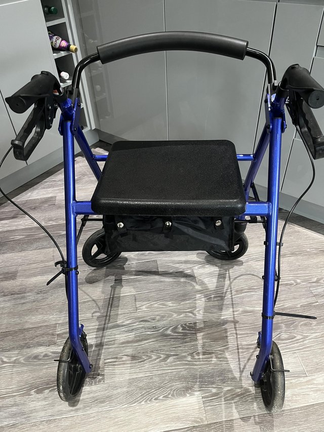 Preview of the first image of DRIVE 4 wheeled mobility walker.