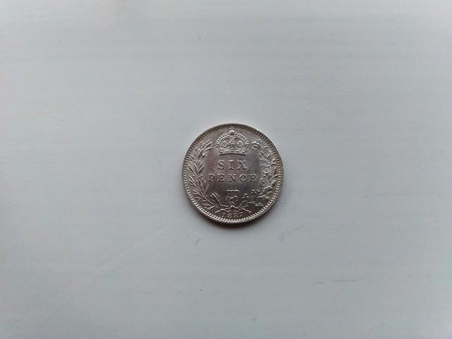 Preview of the first image of 1887 Great Britain Six Pence Coin KM# 760 (CU).