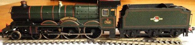 Image 2 of Hornby 00 Gauge Locomotive dcc enabled