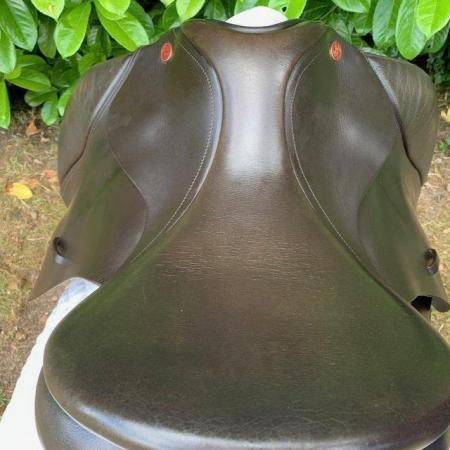 Image 11 of Kent & Masters 17 inch  High Wither Saddle