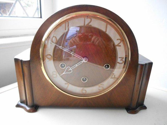 Preview of the first image of Smiths Enfield Westminster chiming mantle clock.
