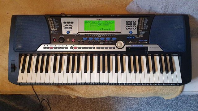 Preview of the first image of YAMAHA PSR 540 KEYBOARD + accessories.