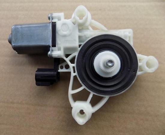 Image 1 of GENUINE FORD FOCUS ELECTRIC WINDOW MOTOR