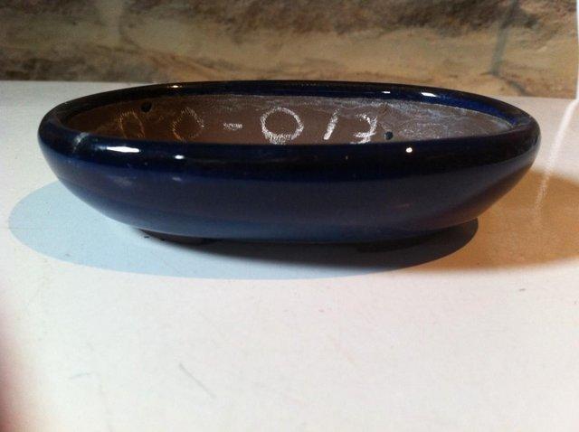 Preview of the first image of Quality oval blue glaze bonsai tray (S31).