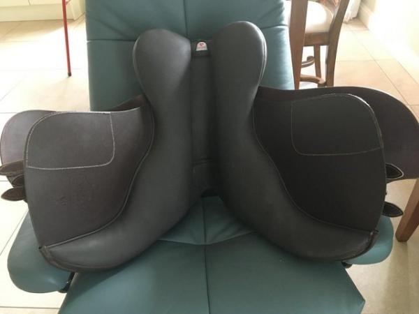 Image 3 of AS NEW ARENA SADDLE 17in Medium Wide
