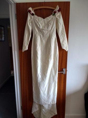 Image 2 of Wedding dress size 10 in silk