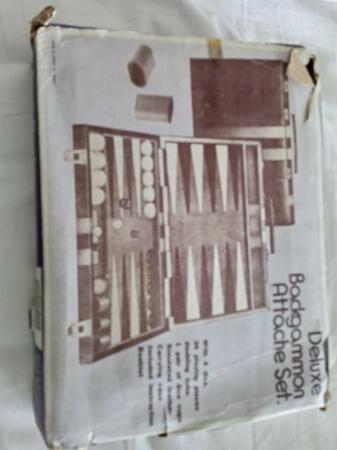 Image 1 of Deluxe Backgammon attache set