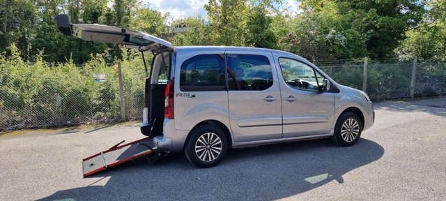 Image 1 of Automatic Disabled Access Peugeot Partner Low Mileage 2016