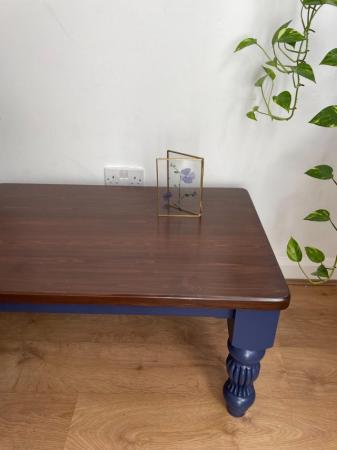 Image 2 of Elegant solid wood coffee table dark navy legs