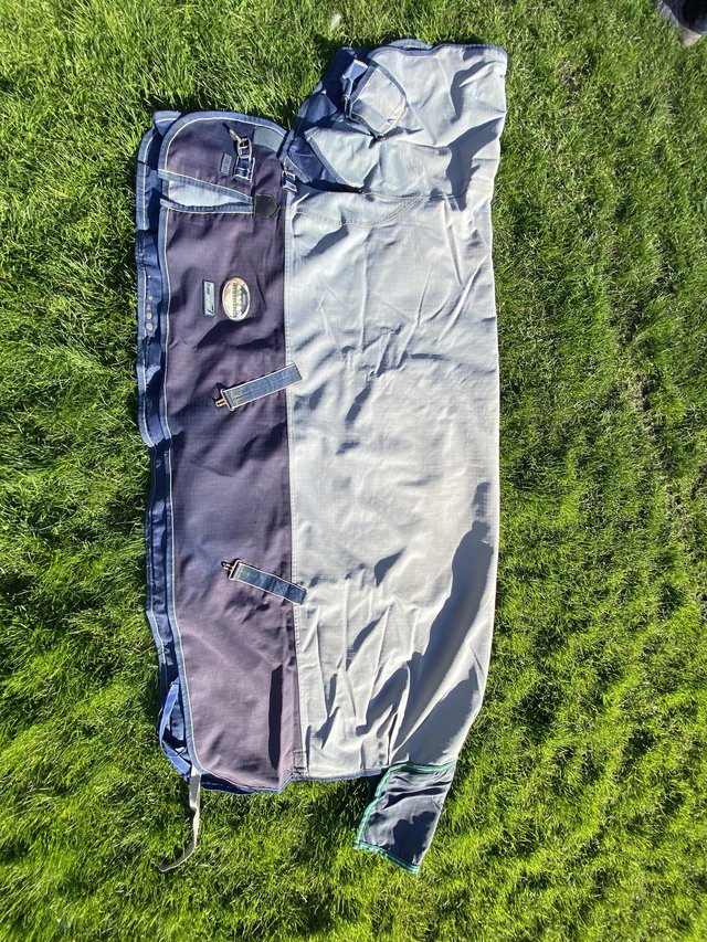 Preview of the first image of 6’ medium weight Weatherbeeta Combo Turnout Rug.