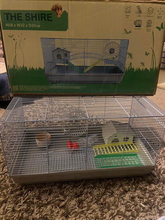 Preview of the first image of Small hamster cage (was only used for a week).