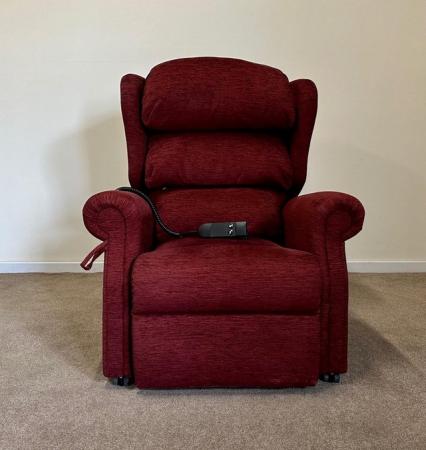 Image 3 of PETITE LUXURY ELECTRIC RISER RECLINER RED CHAIR CAN DELIVER