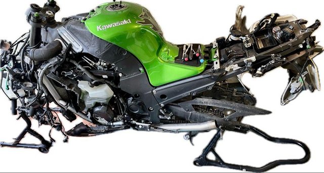 Preview of the first image of KAWASAKI ZZR1400 - SPARES ONLY.