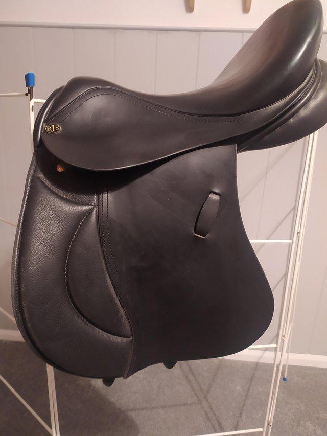 Preview of the first image of Black BJS Leather GP Saddle 16.5" Seat.