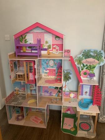 Image 1 of Dolls house kidcraft Costco