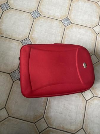 Image 1 of Hand luggage case in Red